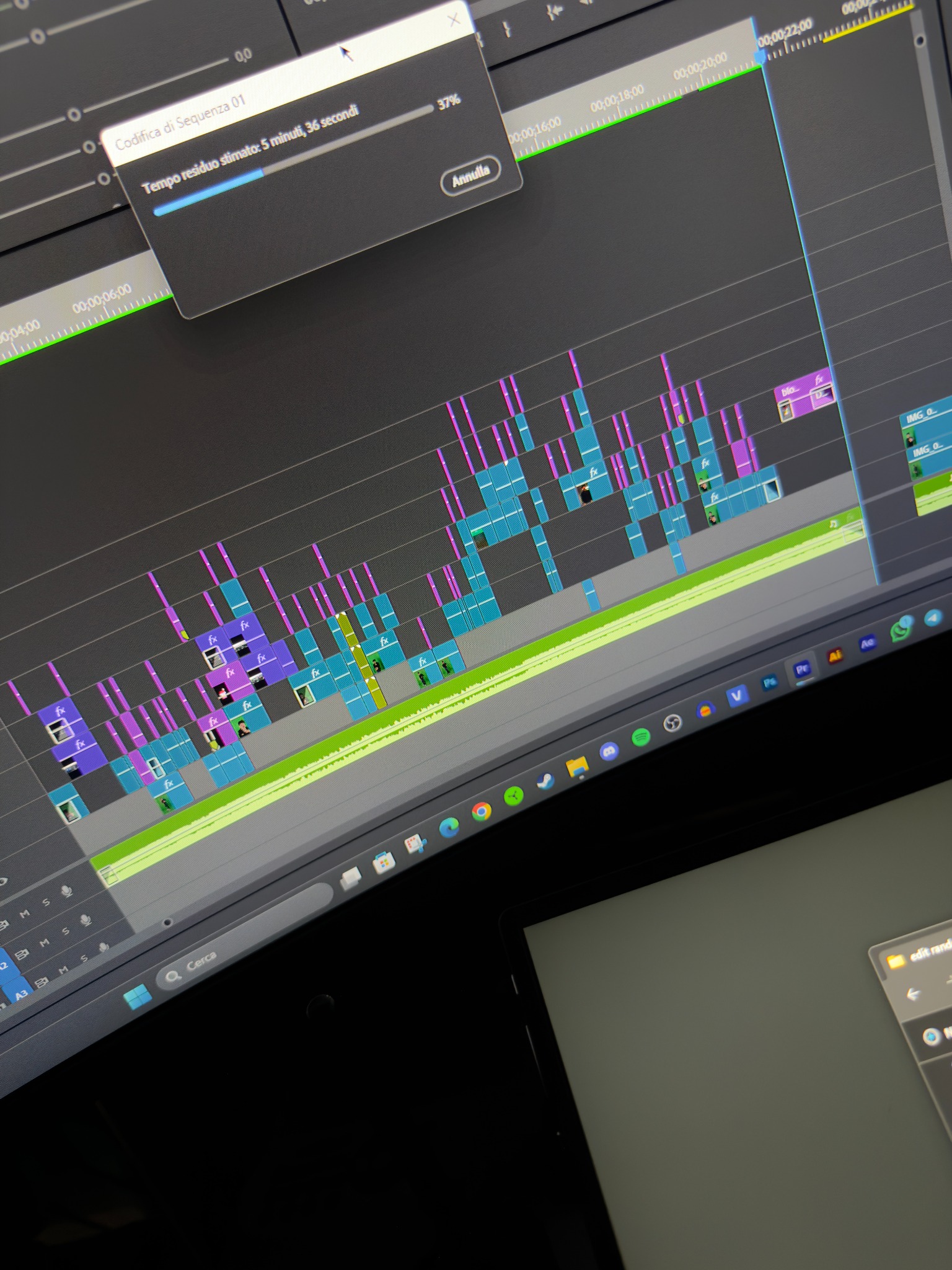 Timeline di montaggio video su Premiere Pro